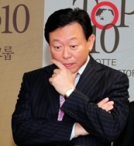 롯데그룹 인사 임박…‘장수’ 교체 없이 내부 단속