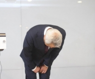 ‘갑질 논란’ 미스터피자, 결국 정우현 회장 사퇴?