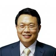 현산, 지주회사 프로젝트 담당부사장에 유병규 전 산업연구원장 영입