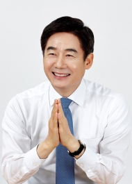 이용호의원“코로나사태로 사회서비스 생계 위협”