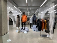 플라스틱 대신 톱밥으로…코오롱스포츠, 친환경 마네킹 개발