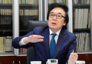 김기덕 시의원 ,7년끈 상암쇼핑몰 市도시건축공동위 통과 환영