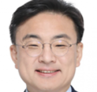 신협 , 금융당국 제재 조치 4 년째 무시 ... 내부 승진에 명퇴금 ‘ 잔치 ’