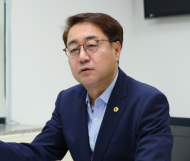 최민규 시의원, “전동퀵보드 무단 방치 이젠 안녕..” 서울시 보행 안전 강화