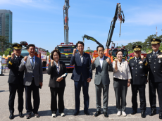 서울특별시의회 도시안전건설위원회,  시민과 함께하는‘2025 서울안전한마당’방문 축하