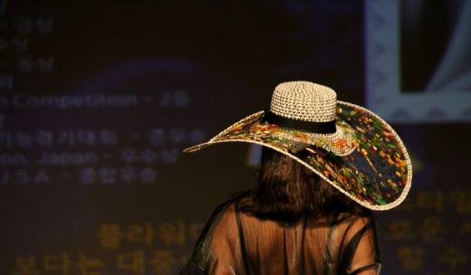  내가 입는 감정, 바디플라워는 패션이 된다