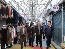 지붕 옷 갈아입은 아현시장, 더욱 안전하고 쾌적한 환경