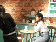 스타벅스, ‘프렌즈’ 효과 톡톡...스토리로 추억과 트렌드 다 잡았다