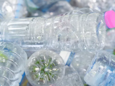 ESG 외쳤지만…플라스틱 소비 구조는 그대로