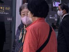 건강 지키는 마스크, 버릴 때는 '환경의 적'? ... 올바른 배출이 답이다