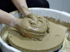 도자기 텀블러 유행 시작? 탈플라스틱 실천으로 이어질까