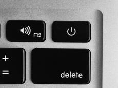 분리배출만큼 중요한 데이터 삭제? 온라인 미니멀리즘으로 지구 온도 낮추기!