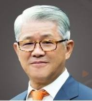 돈 안 받는 최신원 명예회장...책임경영 가능할까?