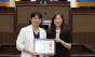 윤영희  시의원, ‘친절한홍한의원 재택의료센터’ 의료진 12명에 의장표창 수여